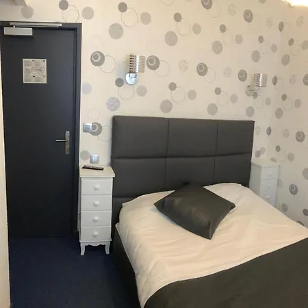 Hotel Le Faisan Montluçon